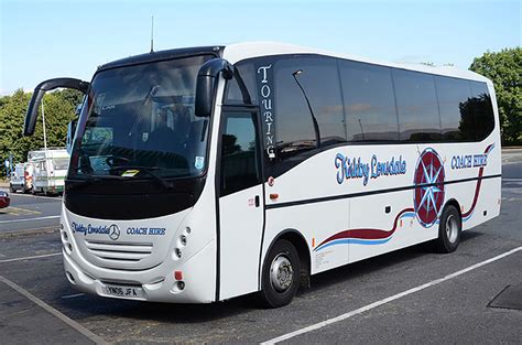 local coach hire near me.